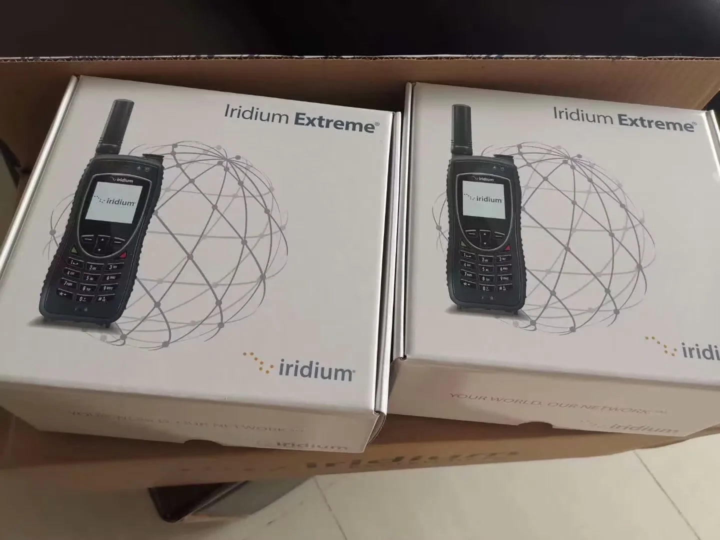 Original New 9575  Satellite Walkie Talkie with Global GPS Waterproof Mobile Phone for Exploration and Rescue